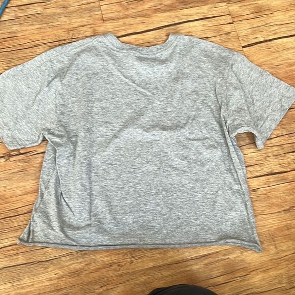 Small Grey + Rose Gold Miken Flow Thankful Crop Tee - Picture 2 of 4